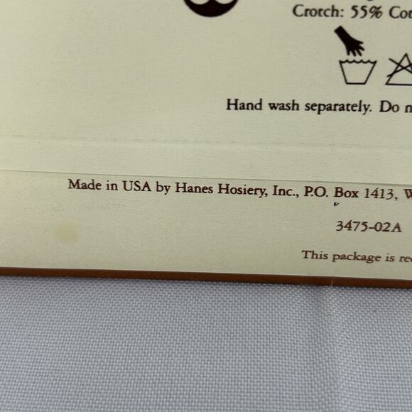 Hanes Absolutely Ultra Sheer Little Color pantyhose size A 706 Reinforced Toe - Picture 12 of 14